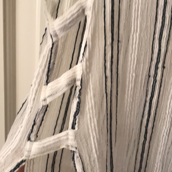 Vitamin A gauzy cotton coverup dress size Med EUC navy stripe - Picture 6 of 6